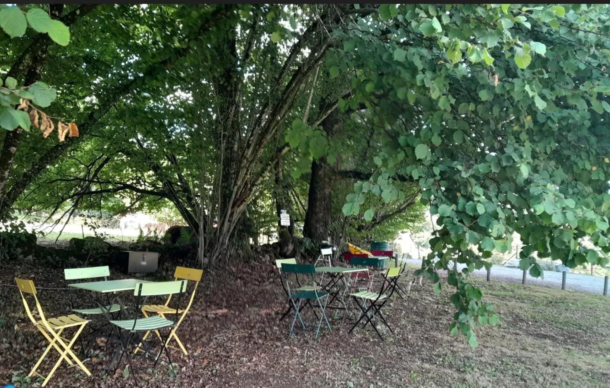 Chalet Charmant A Saint-Sylvestre Avec Terrasse Et Jardin Ambazac Exterior foto